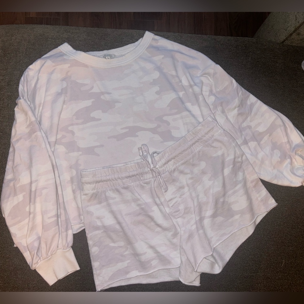 Z Supply Lounge Set (XS)